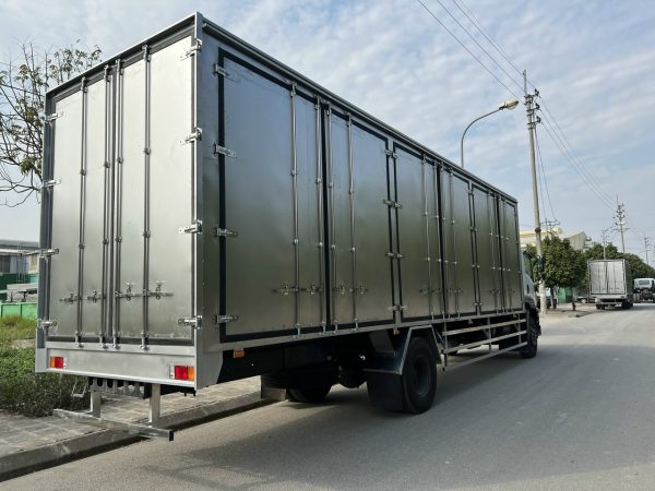 ISUZU 7 TẤN THÙNG CAO PALLET DÀI 9M6