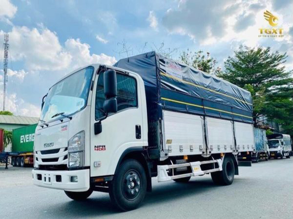 ISUZU 3.49 TẤN THÙNG BẠT